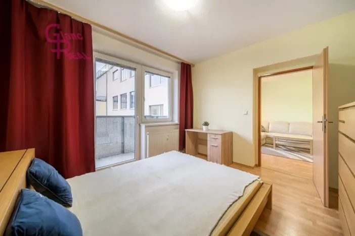 Pronájem bytu 2+kk, Brno, Zderadova, 51 m2