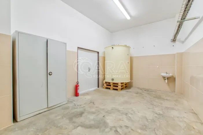 Prodej skladu, Bělotín, 1029 m2