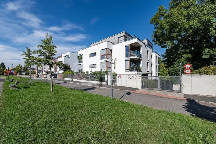 Prodej bytu 1+kk, Praha - Dejvice, Matějská, 33 m2