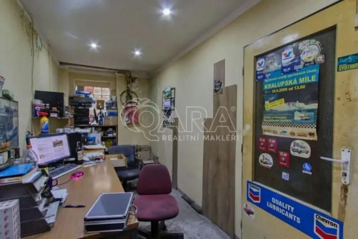 Prodej komerční nemovitosti, Smečno, nám. T. G. Masaryka, 602 m2