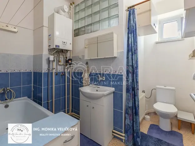 Prodej bytu 2+1, Krnov, Chářovská, 55 m2