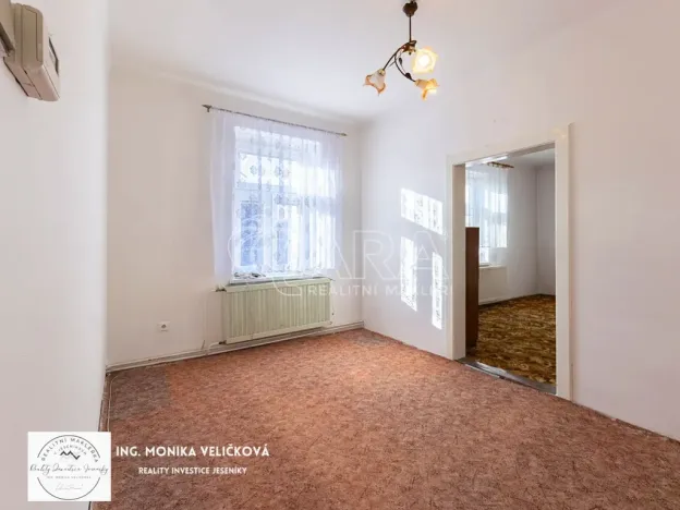 Prodej bytu 2+1, Krnov, Chářovská, 55 m2