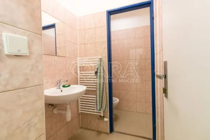 Pronájem skladu, Frenštát pod Radhoštěm, Martinská čtvrť, 482 m2