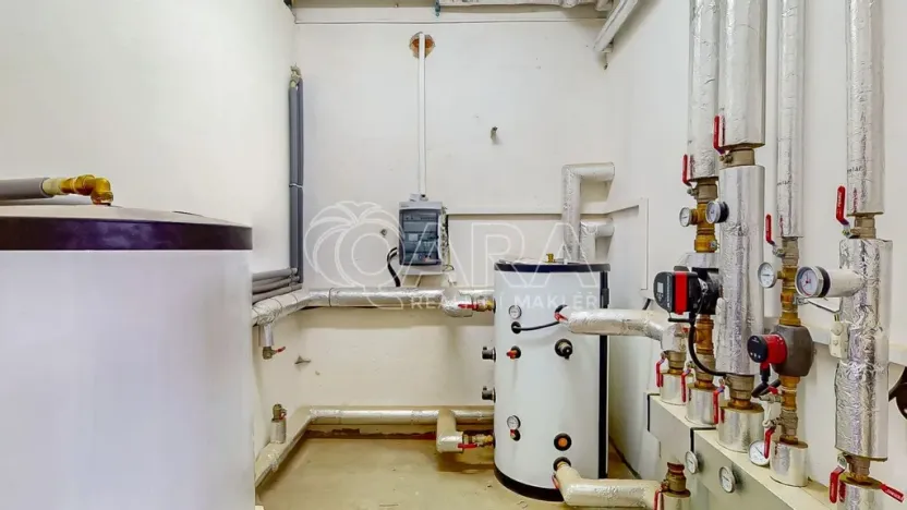 Prodej výrobních prostor, Luby, 1300 m2