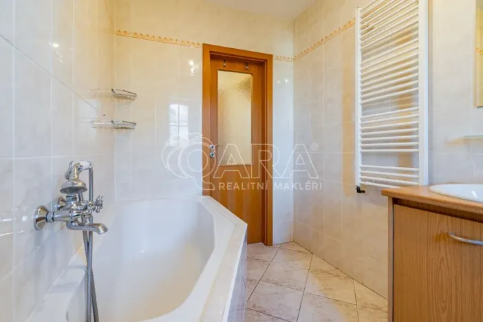 Prodej bytu 2+1, Plzeň - Doubravka, Skalní, 55 m2