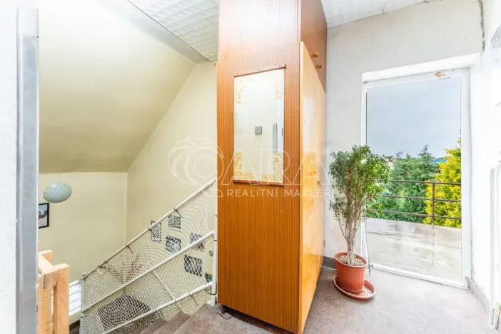 Prodej rodinného domu, Odolena Voda - Dolínek, Do Zahrad, 150 m2