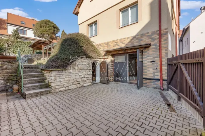 Prodej rodinného domu, Průhonice, Školní, 200 m2