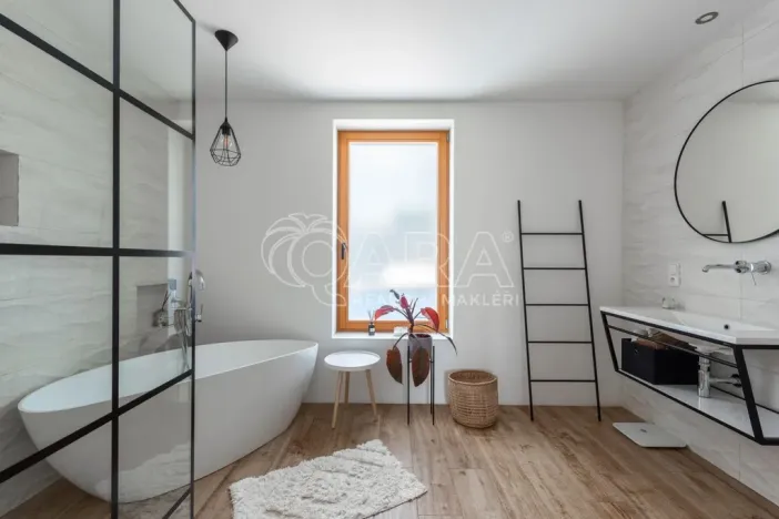 Prodej rodinného domu, Statenice, Nad Vinicí, 219 m2