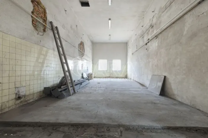 Pronájem výrobních prostor, Nový Jičín, Riegrova, 2293 m2