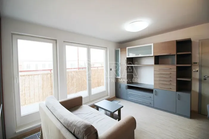 Pronájem bytu 1+kk, Praha - Holešovice, U průhonu, 31 m2