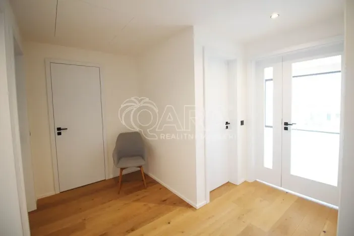 Pronájem bytu 3+kk, Praha - Smíchov, Grafická, 82 m2