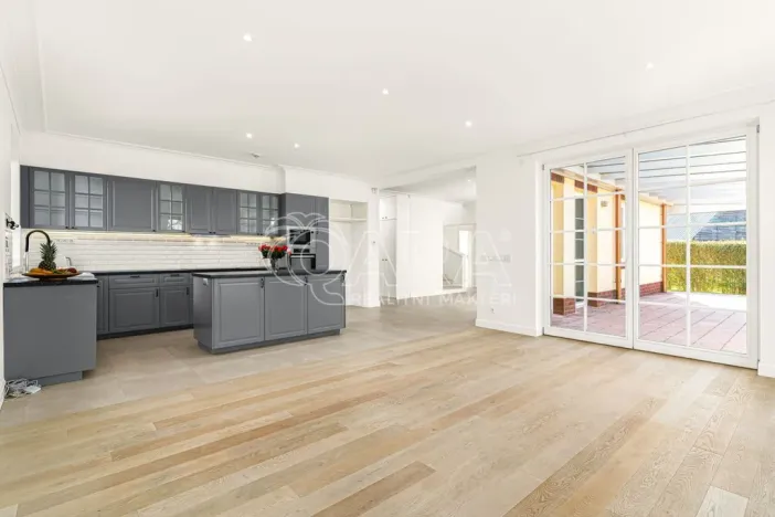 Prodej rodinného domu, Dobřejovice, Nad Mlýnským Rybníkem, 215 m2