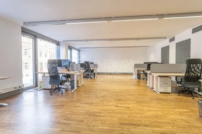 Prodej kanceláře, Praha - Žižkov, Havlíčkovo náměstí, 347 m2