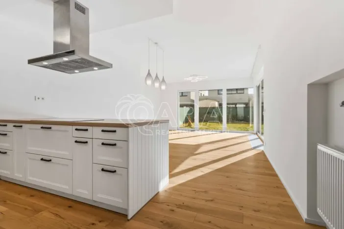 Prodej rodinného domu, Praha - Čakovice, Kurta Hubera, 136 m2