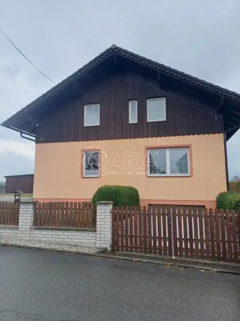 Prodej rodinného domu, Věšín, 264 m2