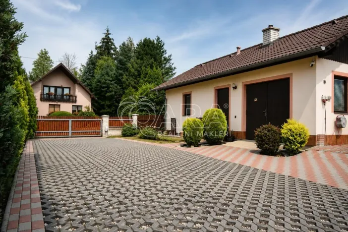 Prodej rodinného domu, Věšín, 220 m2