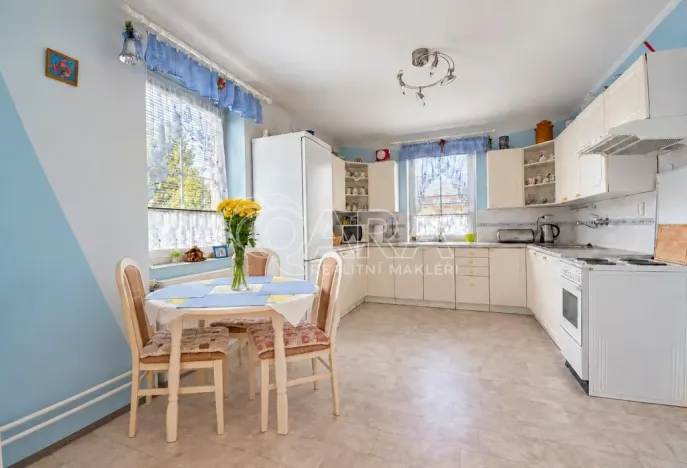 Prodej rodinného domu, Věšín, 220 m2