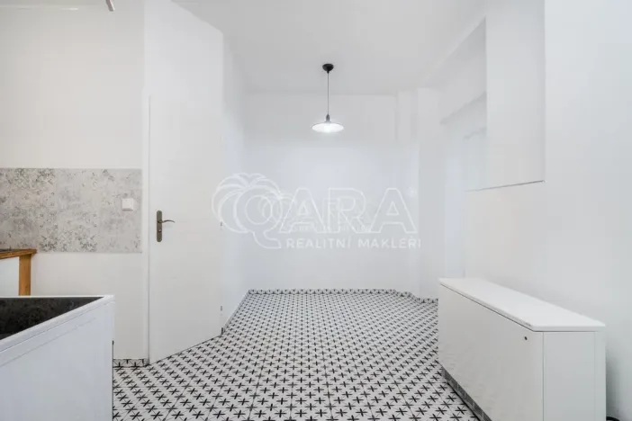 Pronájem bytu 3+1, Praha - Žižkov, Dalimilova, 82 m2