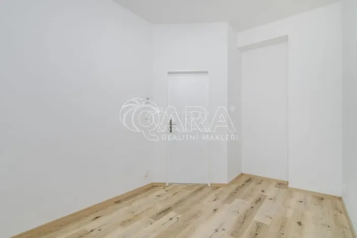 Pronájem bytu 3+1, Praha - Žižkov, Dalimilova, 82 m2