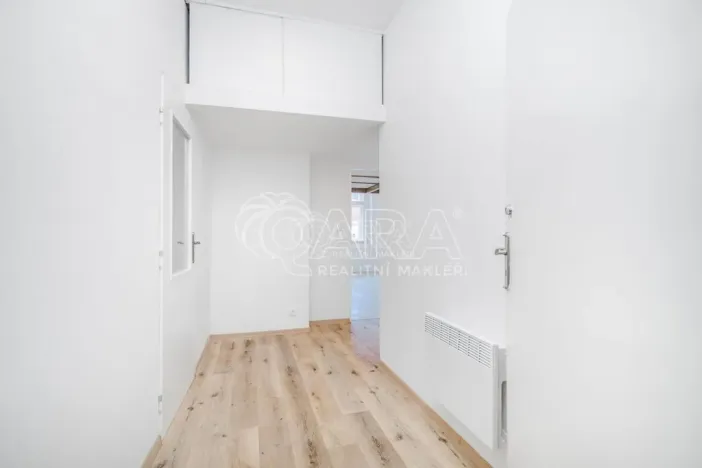Pronájem bytu 3+1, Praha - Žižkov, Dalimilova, 82 m2