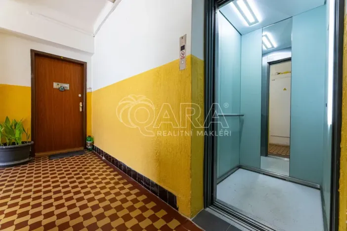 Pronájem bytu 1+kk, Praha - Vinohrady, 24 m2