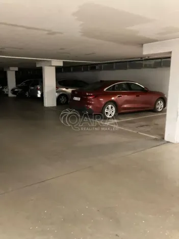 Pronájem garáže, Praha - Záběhlice, U Zahradního města, 13 m2