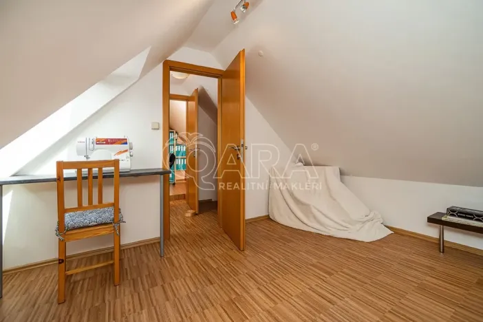 Pronájem bytu 5+1, Praha - Stodůlky, Živcových, 105 m2