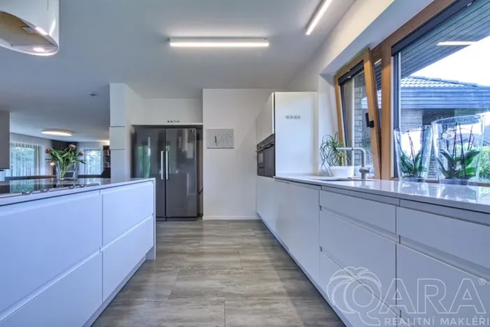 Prodej rodinného domu, Babice, Lomená, 293 m2