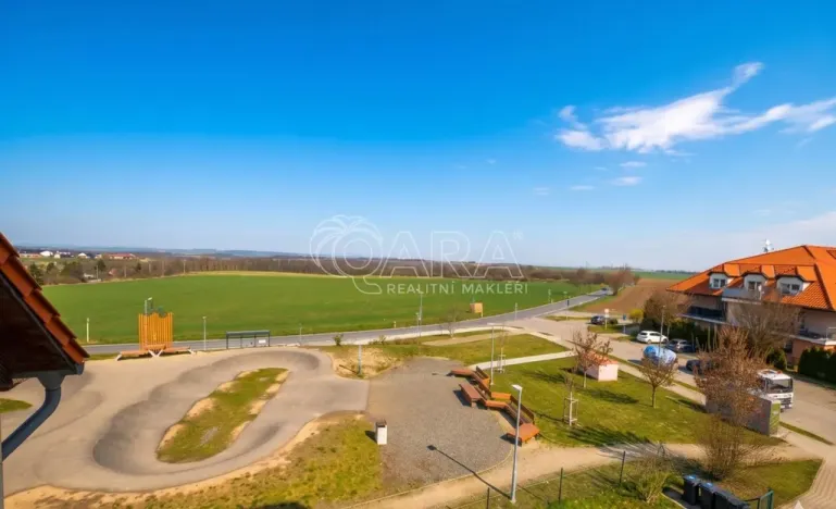 Pronájem bytu 3+kk, Holubice - Kozinec, Lesní, 95 m2