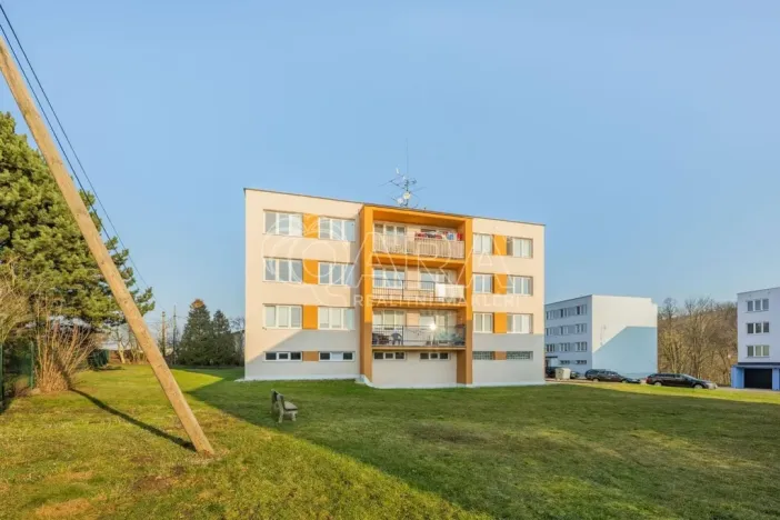 Prodej bytu 3+1, Netvořice, Sídliště II., 73 m2