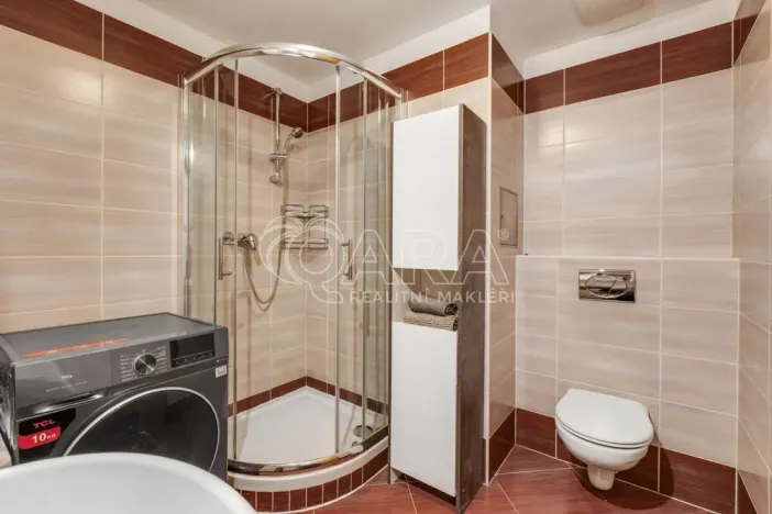 Prodej bytu 1+kk, Praha - Hlubočepy, Geologická, 48 m2