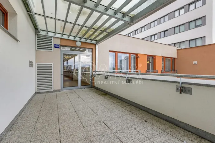 Prodej bytu 1+kk, Praha - Hlubočepy, Geologická, 48 m2