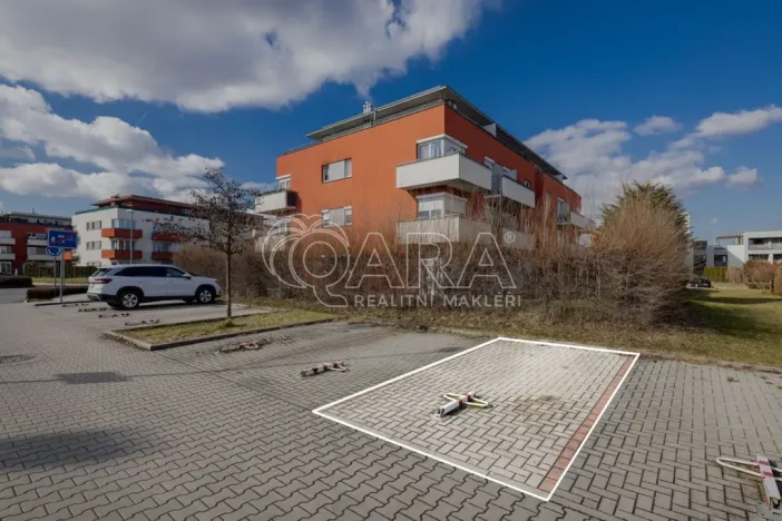 Prodej bytu 2+kk, Praha - Pitkovice, Májovková, 67 m2