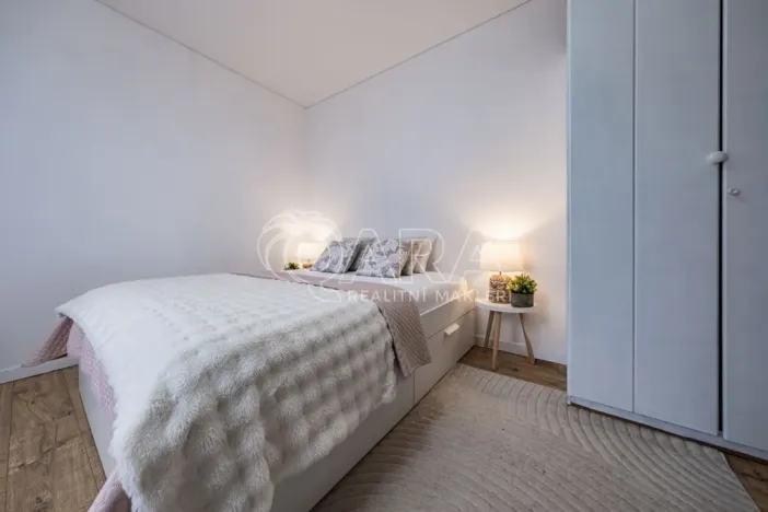 Prodej bytu 2+1, Unhošť, Komenského, 52 m2