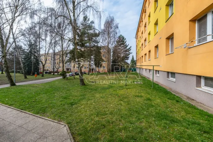 Prodej bytu 2+1, Unhošť, Komenského, 52 m2