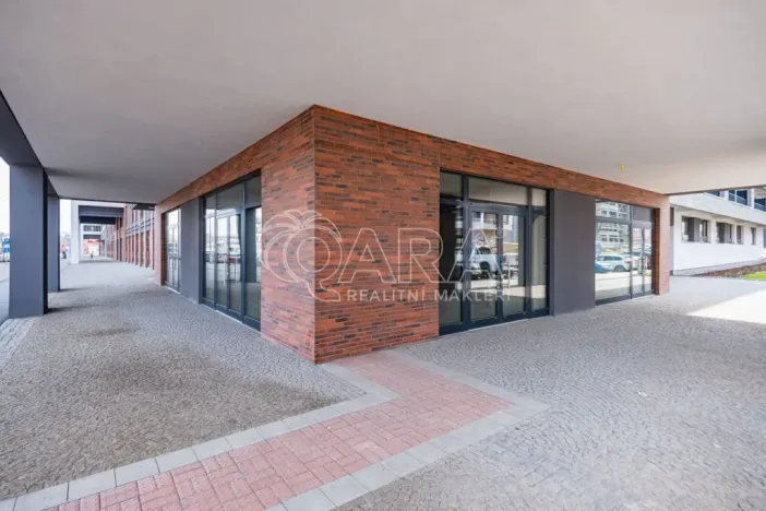 Pronájem bytu 1+kk, Praha - Hloubětín, Poděbradská, 39 m2