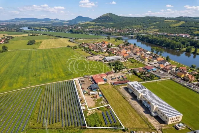 Prodej komerčního pozemku, Mlékojedy, 2769 m2