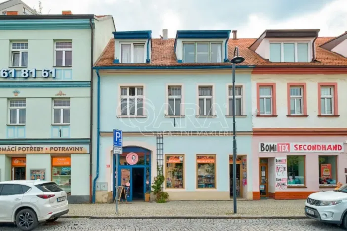 Prodej rodinného domu, Dobříš, Mírové náměstí, 450 m2