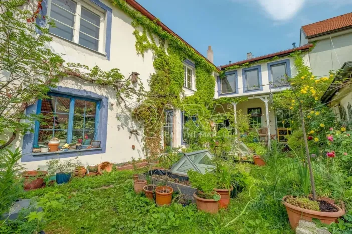 Prodej rodinného domu, Dobříš, Mírové náměstí, 450 m2