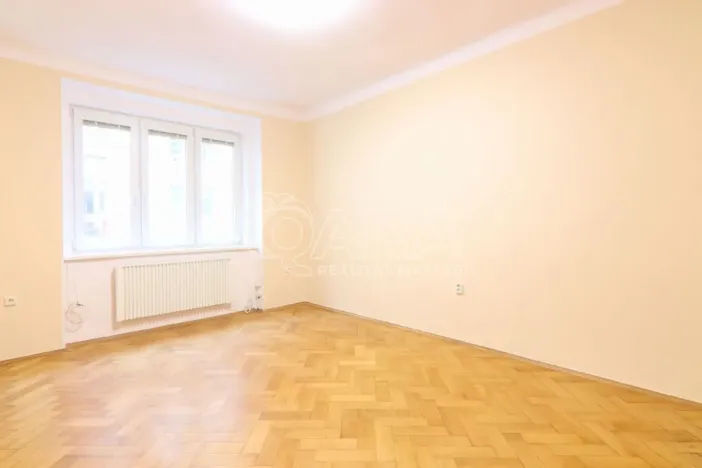 Pronájem bytu 2+kk, Praha - Dejvice, Koulova, 40 m2