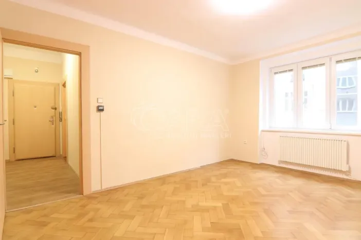 Pronájem bytu 2+kk, Praha - Dejvice, Koulova, 40 m2