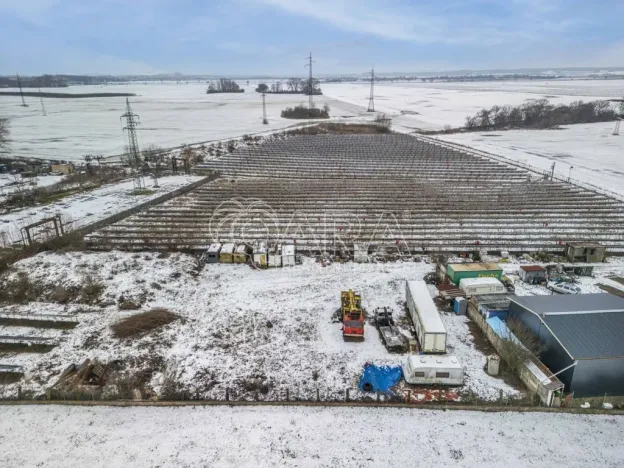 Prodej komerčního pozemku, Mlékojedy, 3769 m2