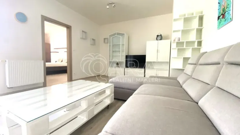 Pronájem bytu 2+kk, Brno, Hrozňatova, 72 m2