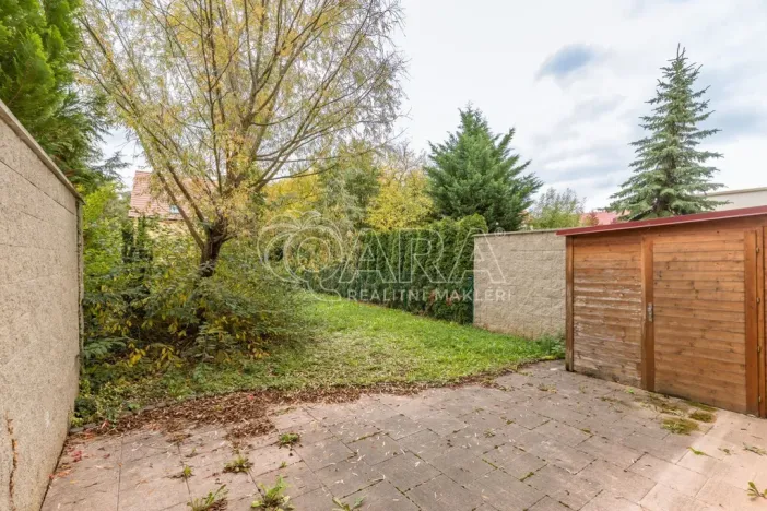 Prodej rodinného domu, Zbuzany, Lomená, 162 m2