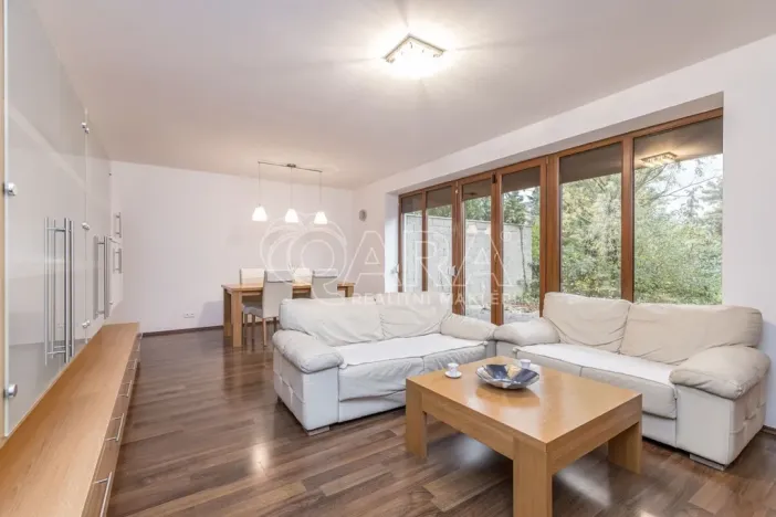 Prodej rodinného domu, Zbuzany, Lomená, 162 m2