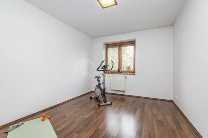 Prodej rodinného domu, Zbuzany, Lomená, 162 m2