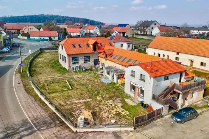 Prodej rodinného domu, Drhovy, 340 m2