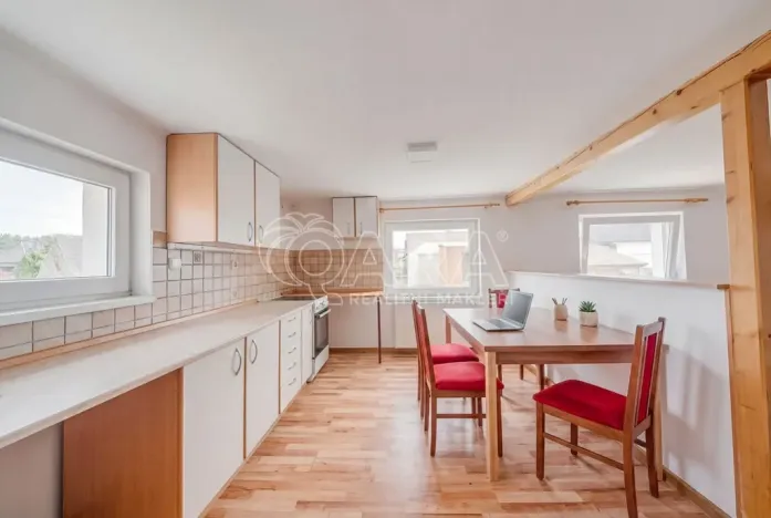 Prodej rodinného domu, Drhovy, 340 m2