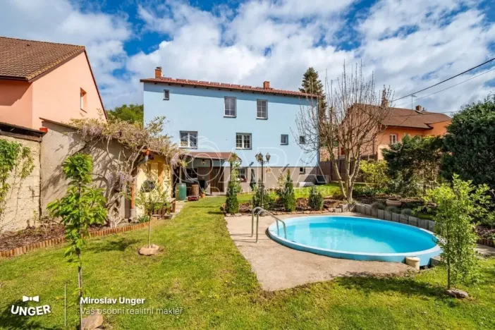 Prodej rodinného domu, Loděnice, 192 m2