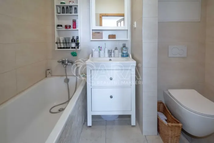 Prodej bytu 3+1, Neratovice, Čtvercová, 73 m2